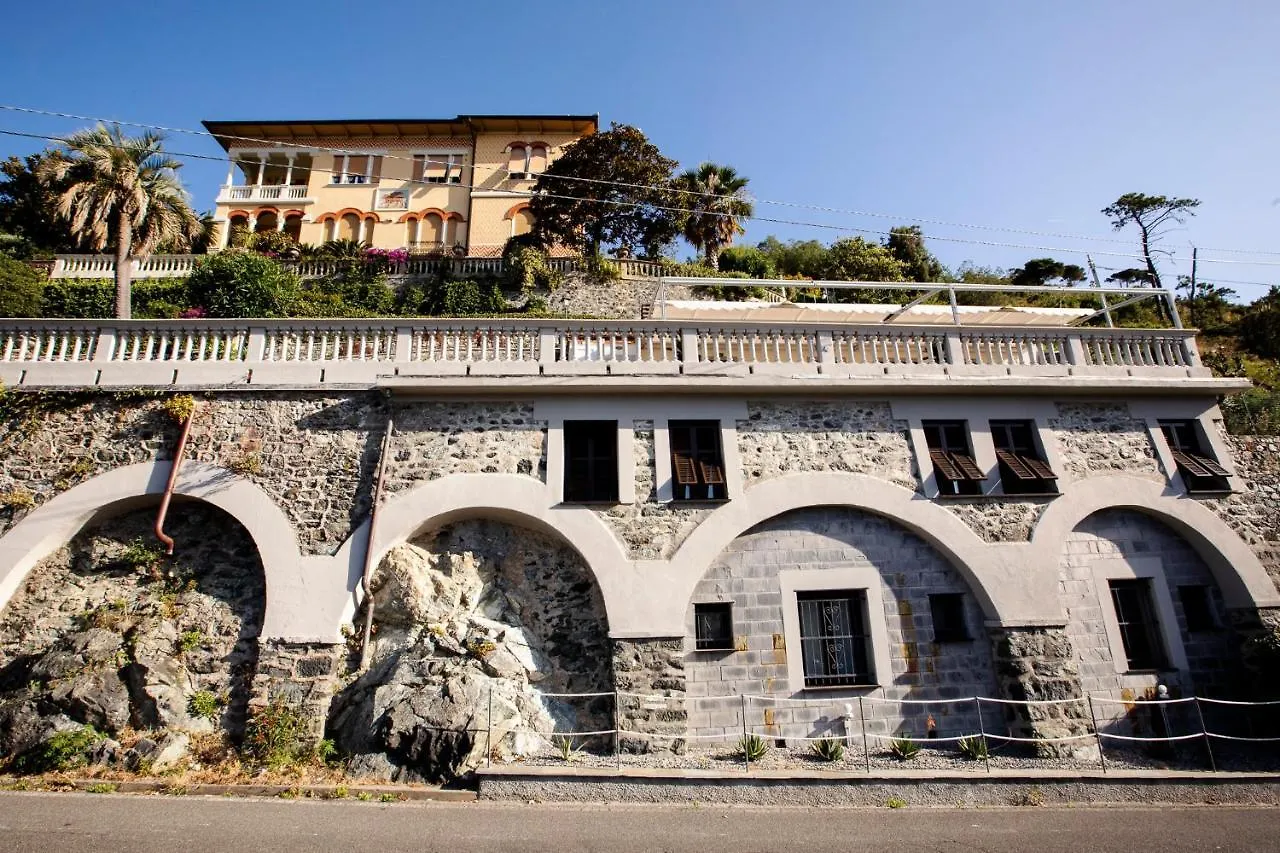 Guest house Bellevue - Rooms & Suites Levanto