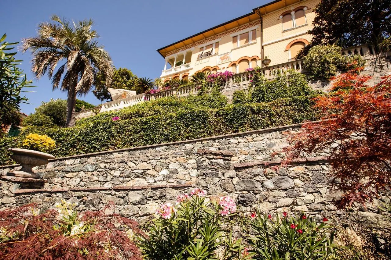 Bellevue - Rooms & Suites Levanto 0*,